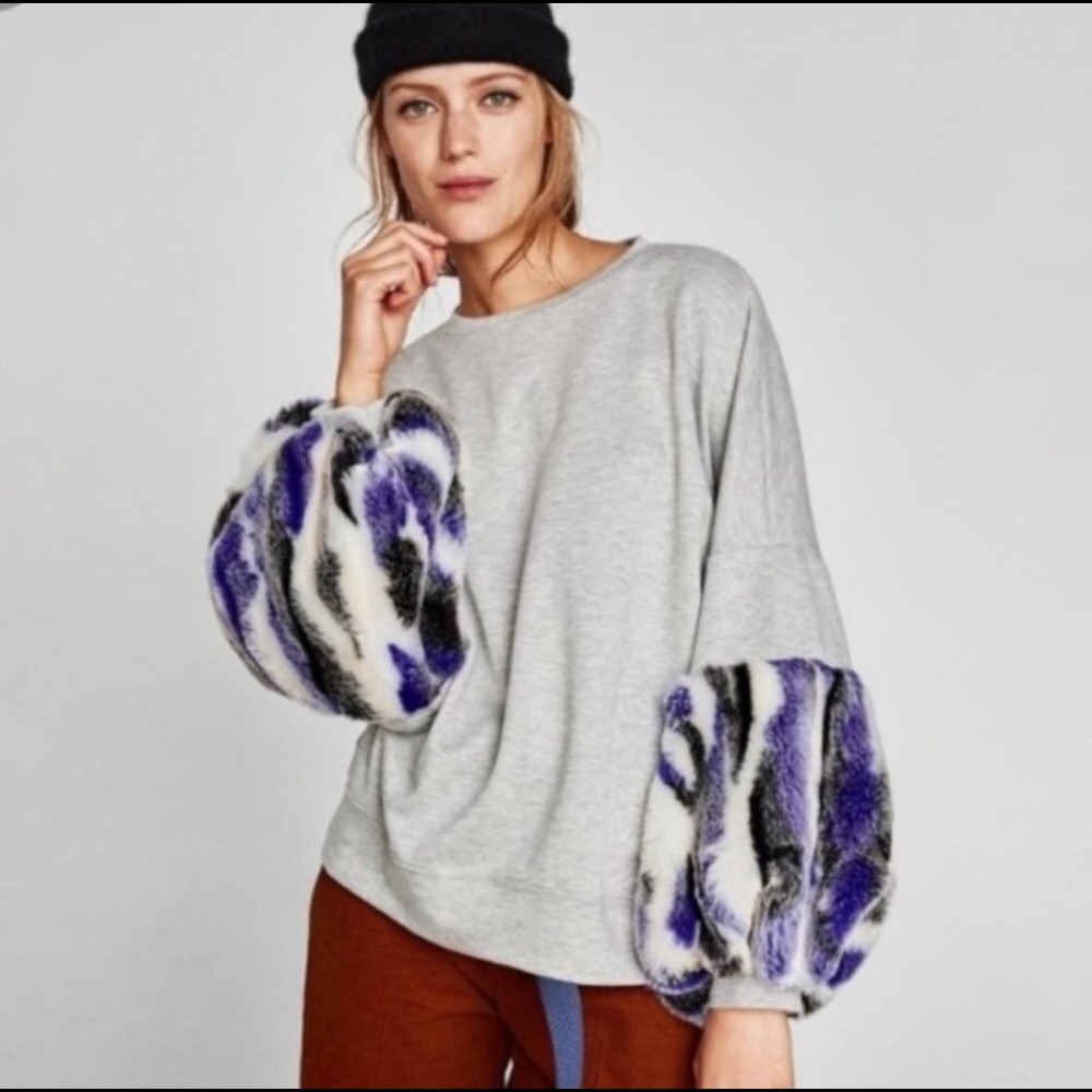 Zara Faux Fur Balloon Sleeve Grey Sweatshirt